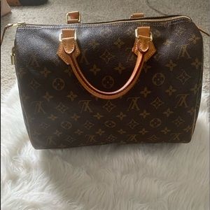 Louis Vuitton Speedy 30